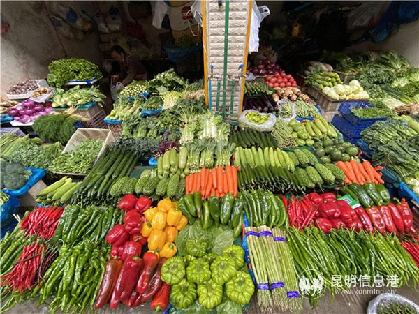 昆港记者调查:昆明蔬菜供应总体有保障 价格逐步回归正常