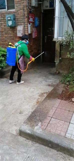 西景盛典小区和新闻里小区各隔离2人3.jpg