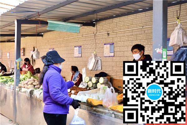 呼吁市民使用电子支付 曹月 摄