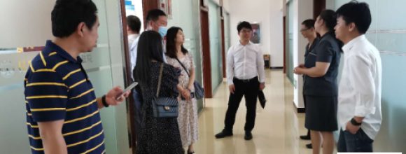 重庆市渝北区工商联调研组参观学习昆明市官...